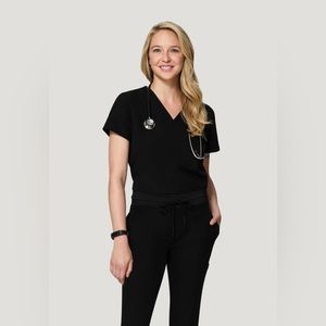 Mandala One Pocket Scrub + High Waisted Joggers Black
